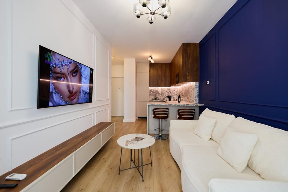 TV and multimedia, Living room, Seating area, minibar