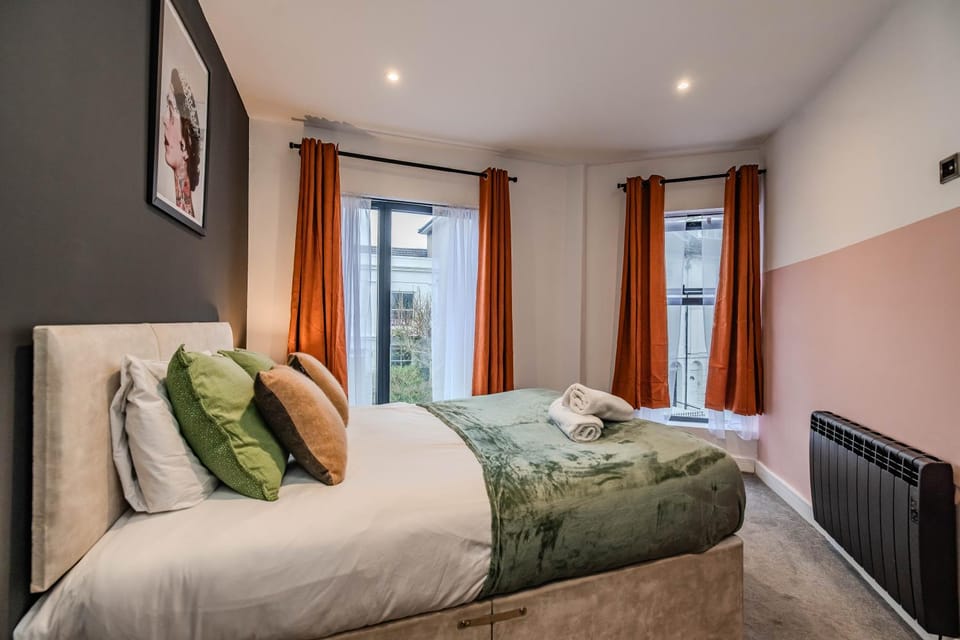Super Central 3 Bedroom Flat Next To Brighton Beach Apartment in Brighton