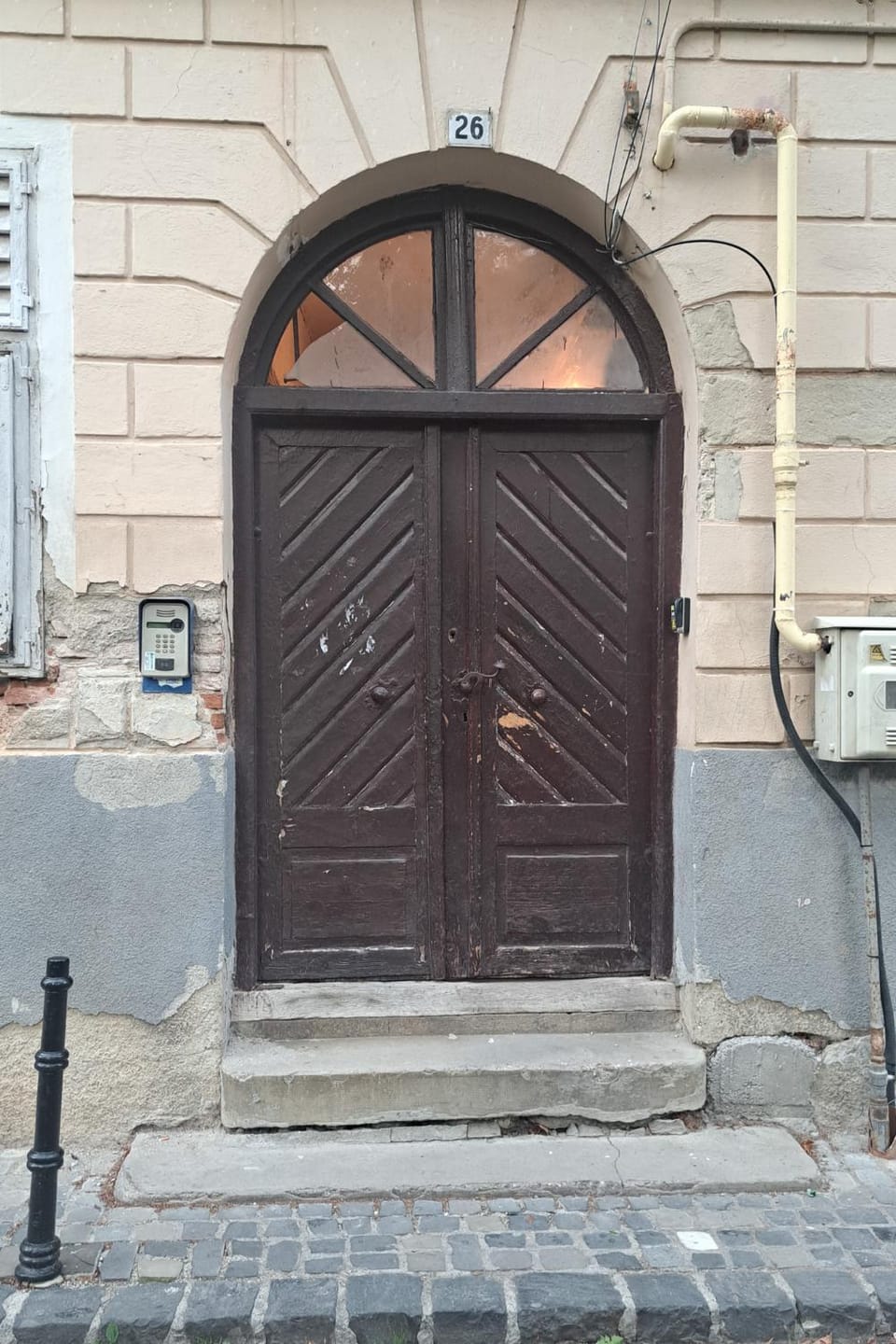 Facade/entrance