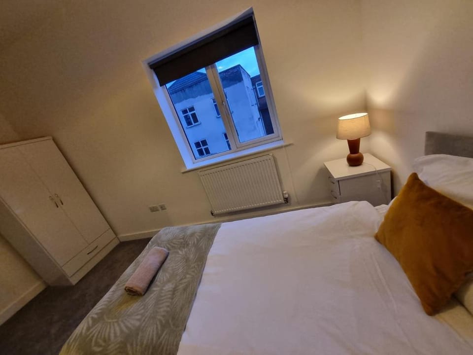 Comfortable 2-Bedroom Barwell Home A with Free Parking House in Hinckley