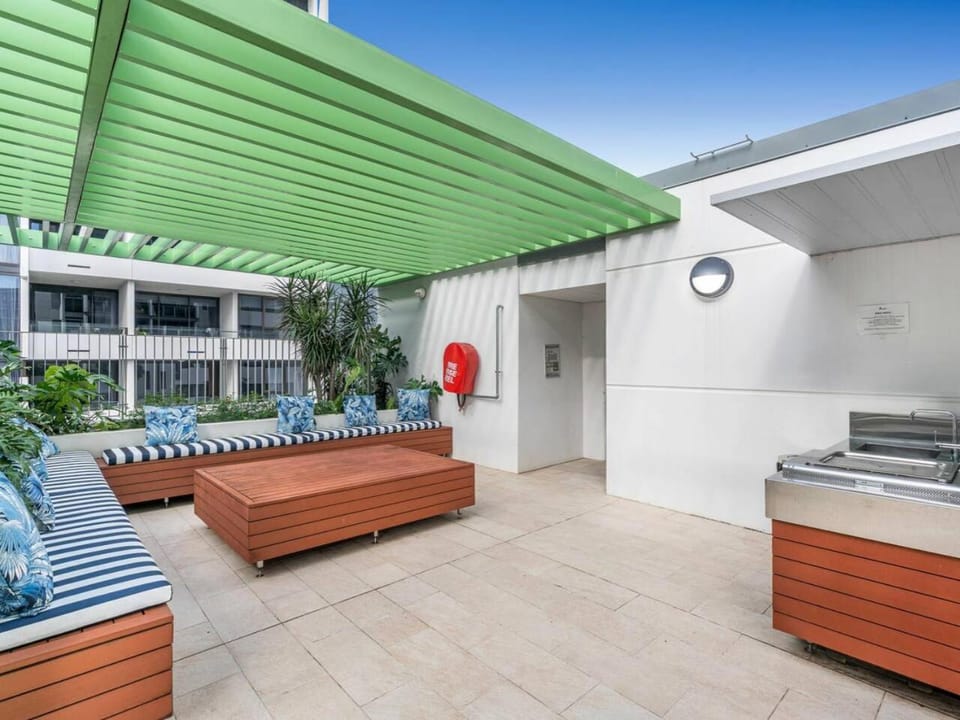 BBQ facilities, View (from property/room), Balcony/Terrace