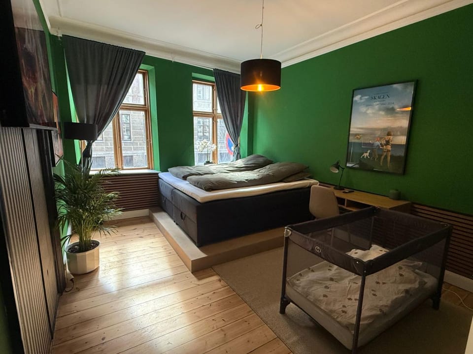 Greenbrook - Black Suite Bed and Breakfast in Aalborg
