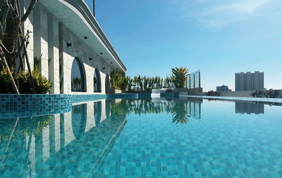 Balcony/Terrace, Swimming pool, Swimming pool
