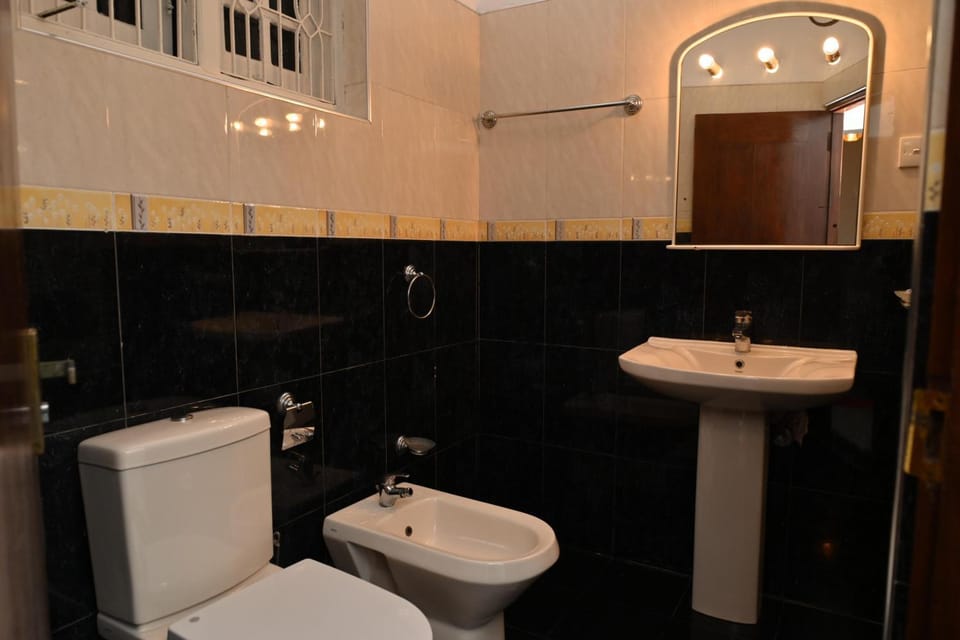 Royal Will Hotel Bed and Breakfast in Negombo