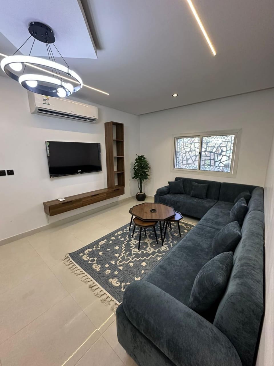 TV and multimedia, Seating area
