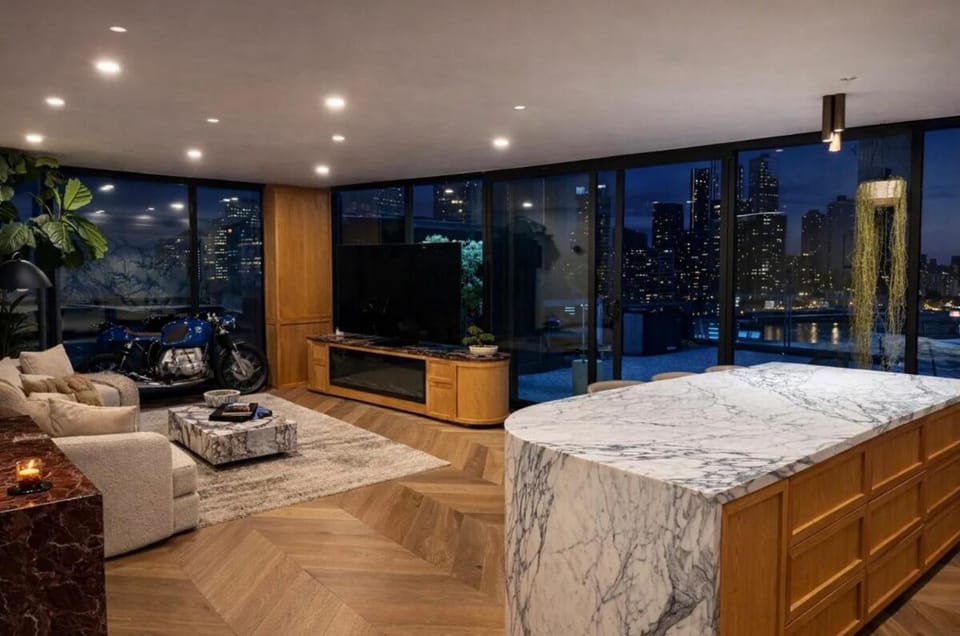 Living room, Dining area, kitchen