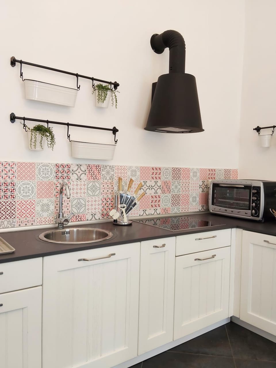 Kitchen or kitchenette, oven, kitchen, kitchen