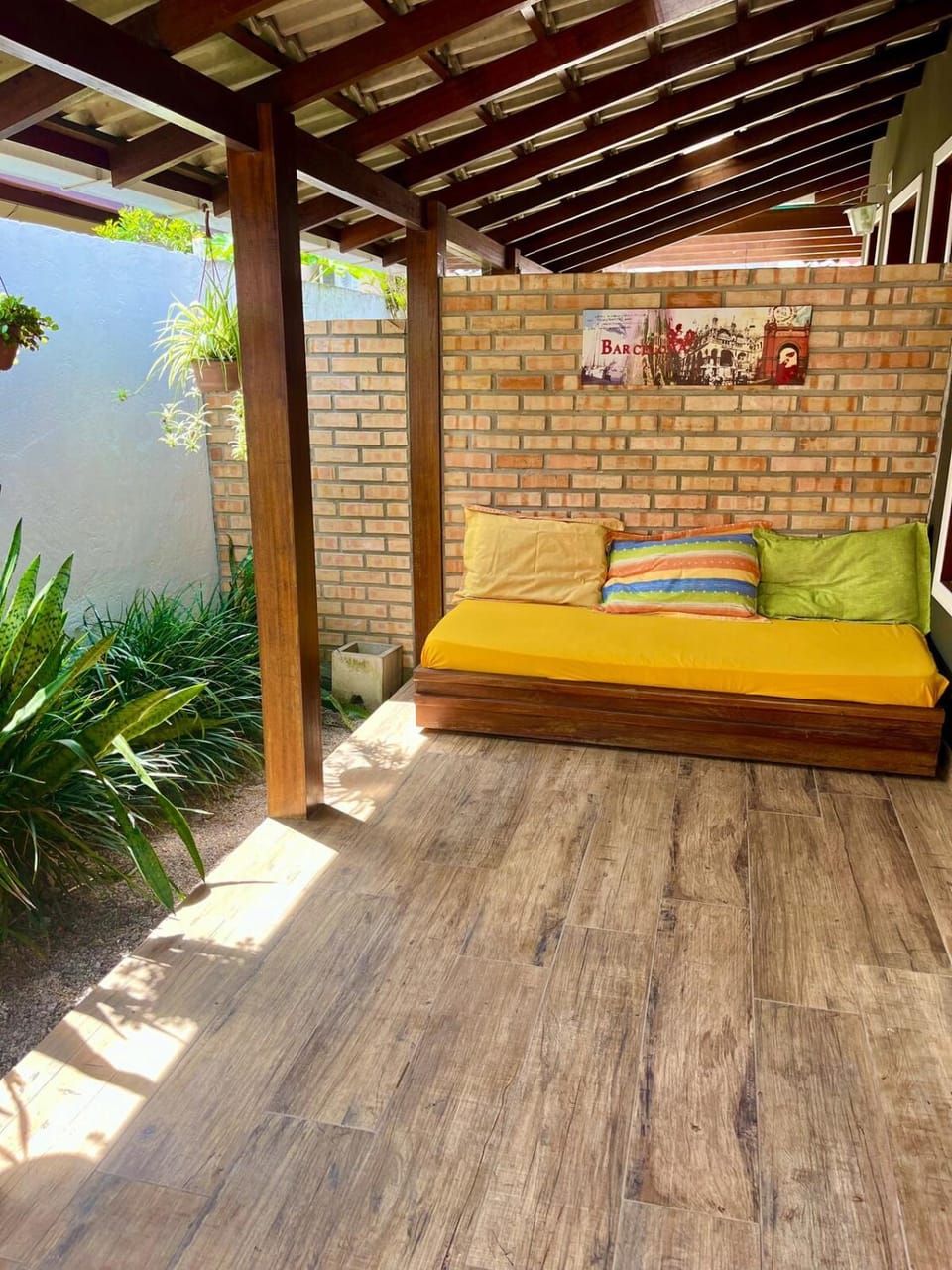 Recanto aconchego Campeche com Wi-Fi, AC e garagem House in Florianopolis
