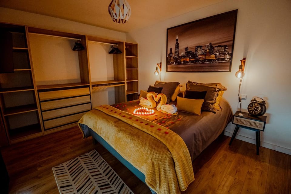 Love room L'Ôrizon Secret Apartment in Occitanie