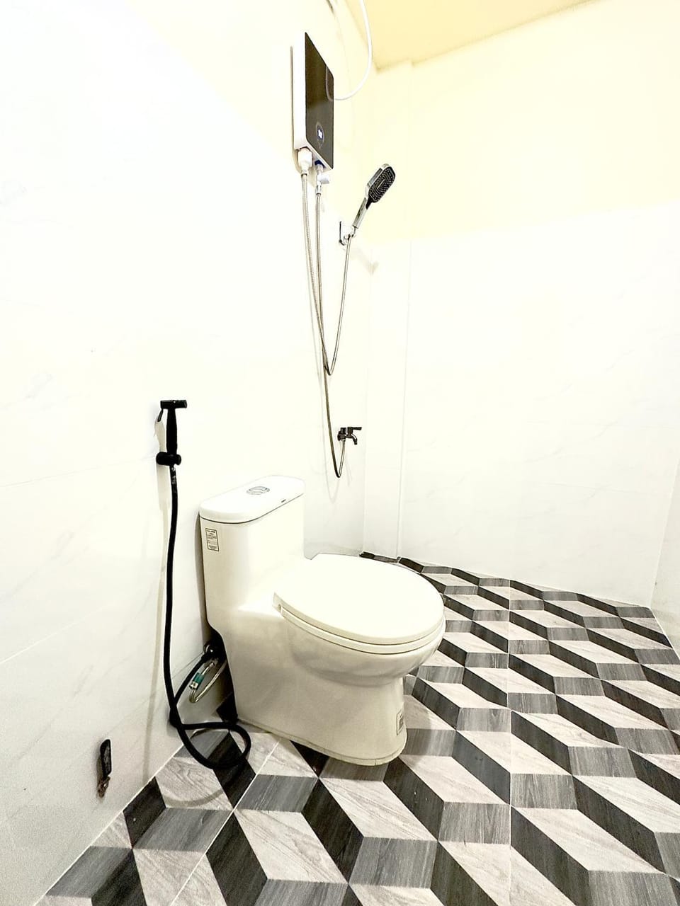 RV3 Prime Suites & Apartelle Apartment hotel in Angeles