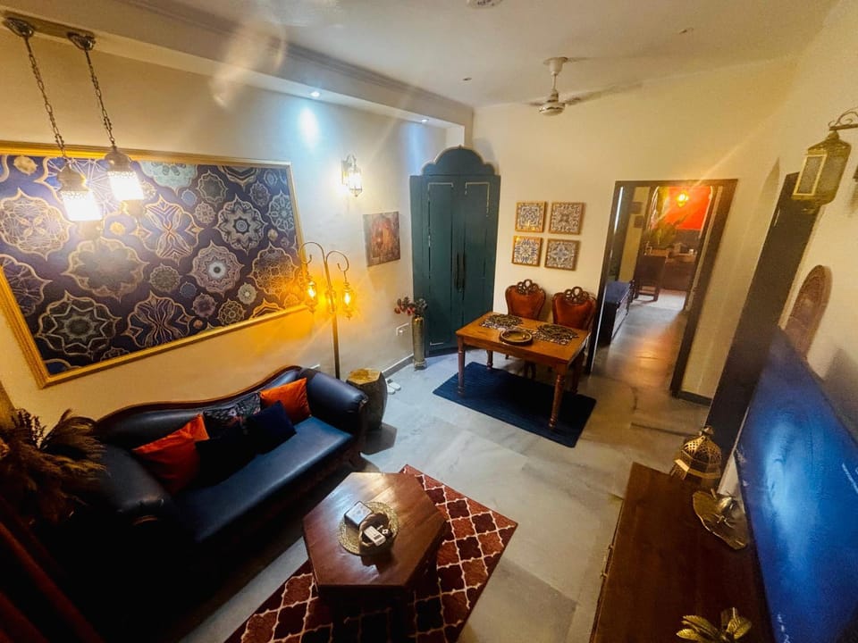 Moroccan Haven I Design Stay in Gurgaon Apartment in Maharashtra