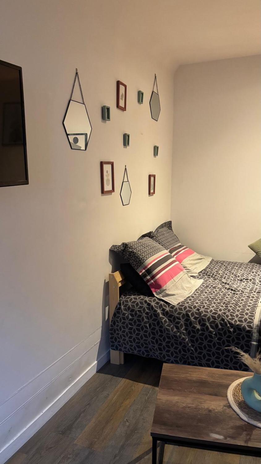 Adorable studio proche du lac d'Elancourt Apartment in Île-de-France
