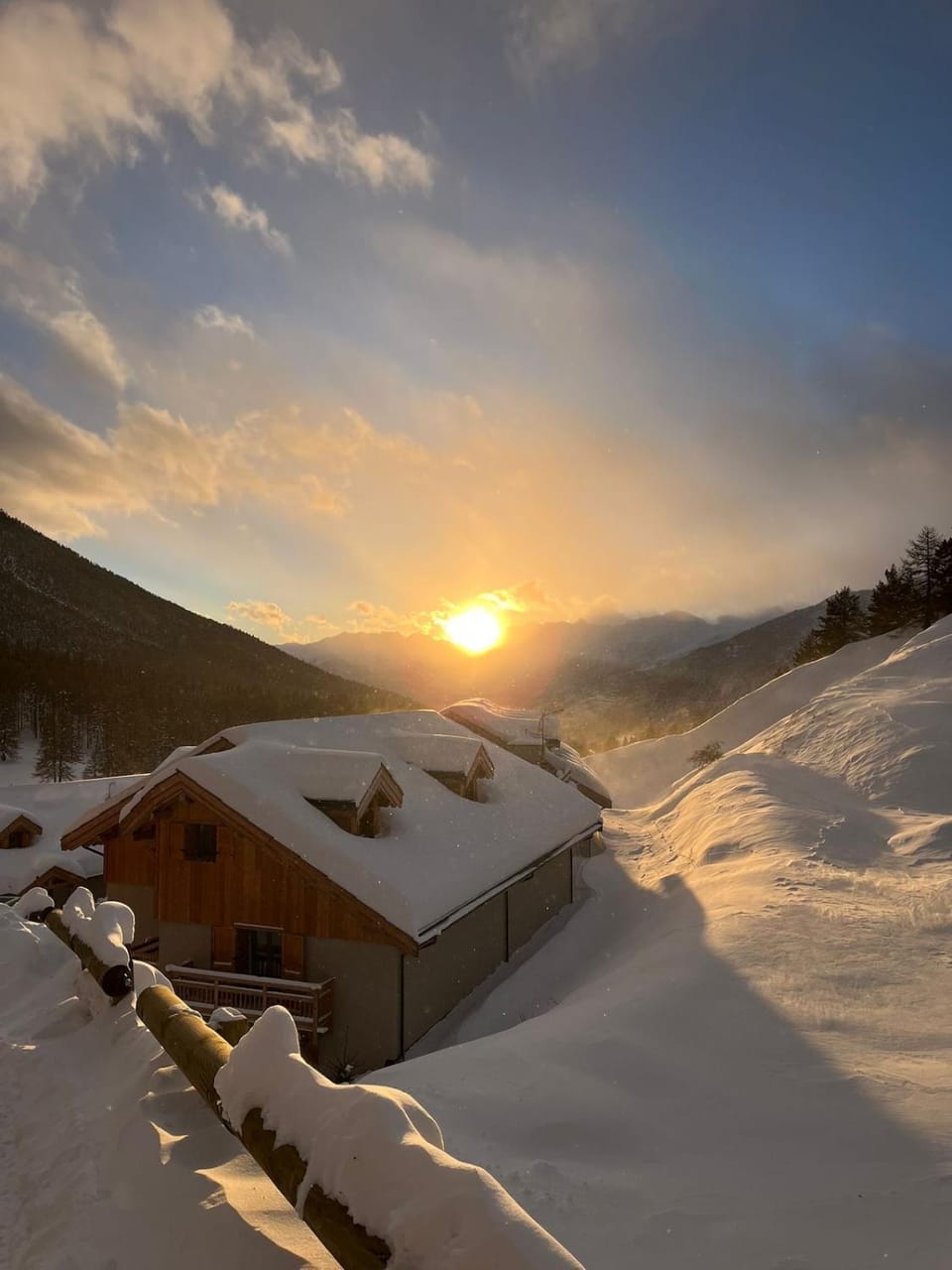 Beautiful chalet with views Chalet in Montgenèvre