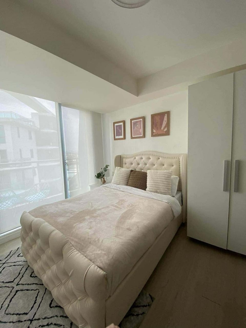penthouse condo in Azure - near airport Apartment in Paranaque