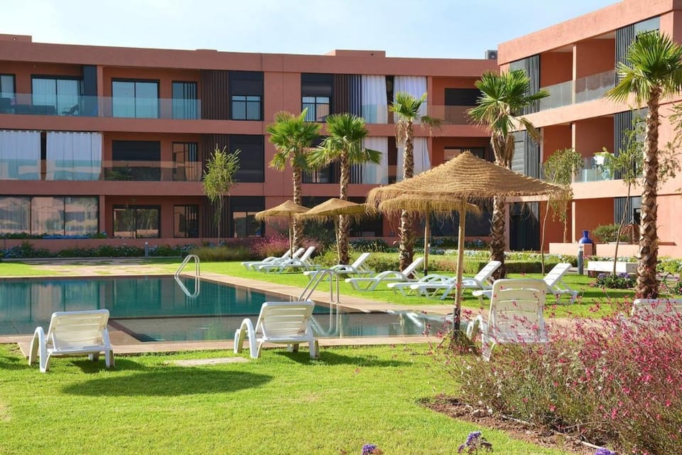Marrakech Luxury 2BR Pool View and Terrace for Remote Work Apartment in Marrakesh