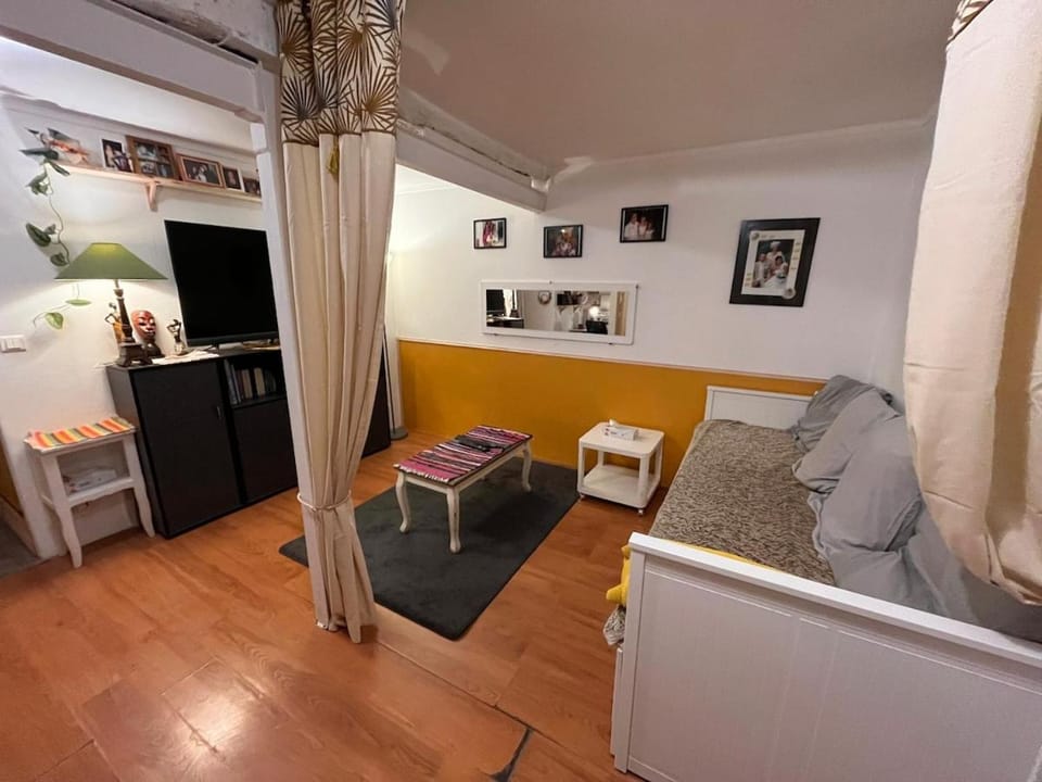 l'atelier Apartment in Occitanie