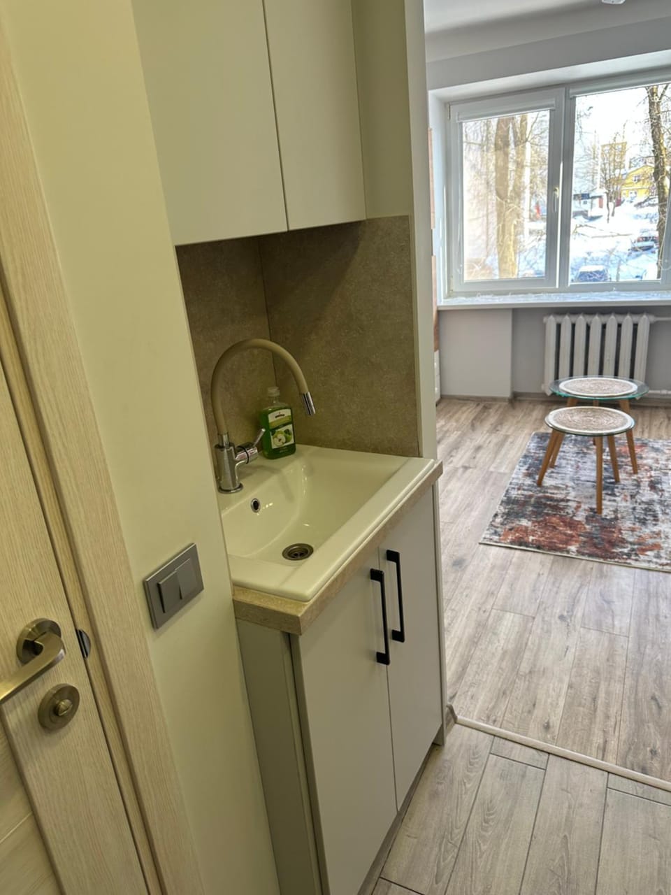 Kitchen or kitchenette