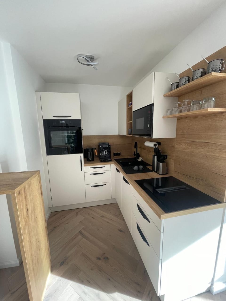 Bright apartment with terrace near Schönbrunn Apartment in Vienna