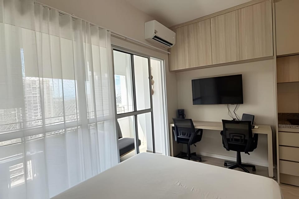 906 - Studio lindo e aconchegante p ao metrô. Apartment in Sao Paulo City