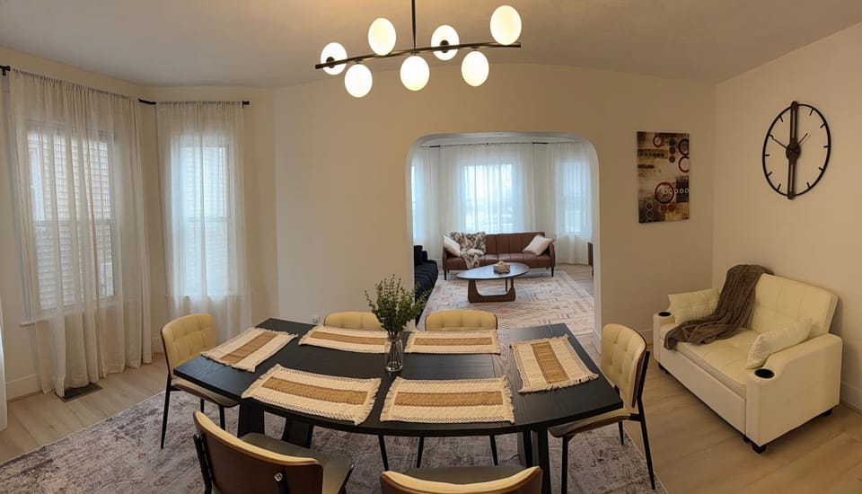 Modern 2BR Getaway Near Revere Beach Apartment in Chelsea