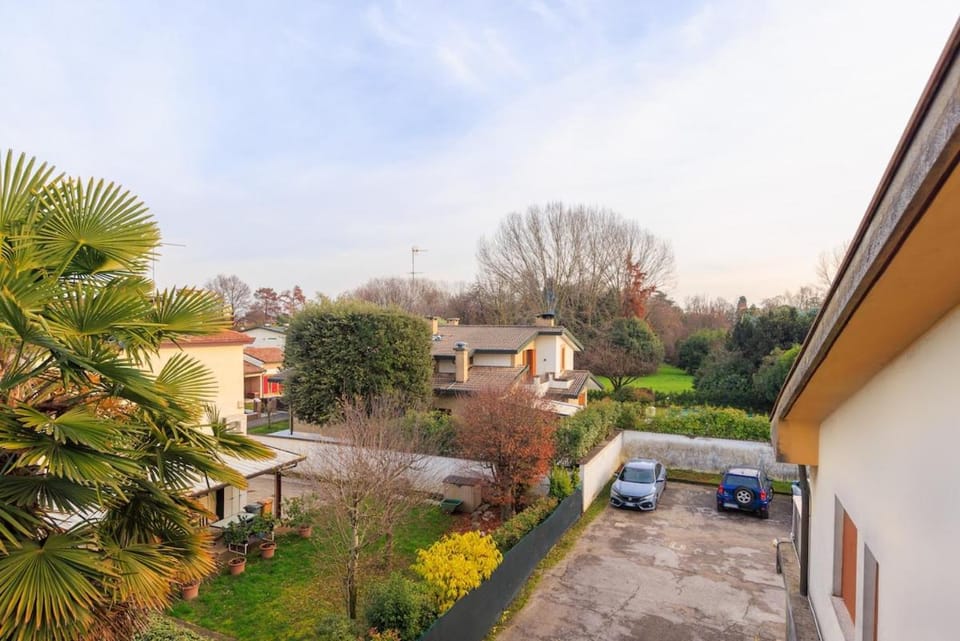 Airport 5 min - Apartment with Parking Apartment in Treviso