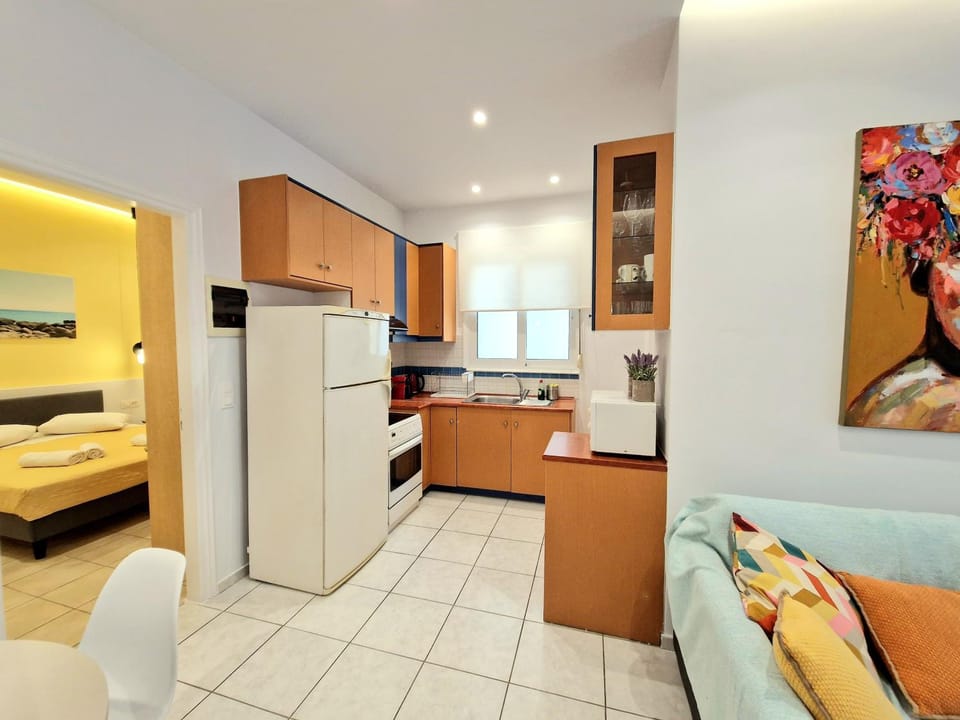 Kitchen or kitchenette, oven, stove