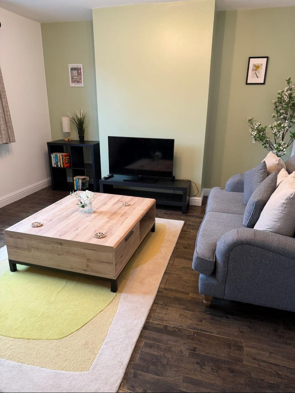 2BDR House, Contractor Stays, Families, Close to City Centre & Hospital, Free Parking, Sleeps 5! Apartment in Doncaster