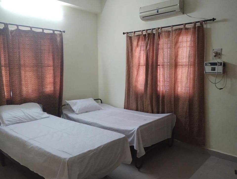 Bed, Bedroom, air conditioner