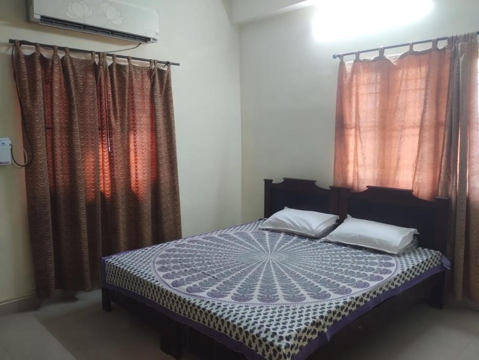 Bed, Bedroom, air conditioner
