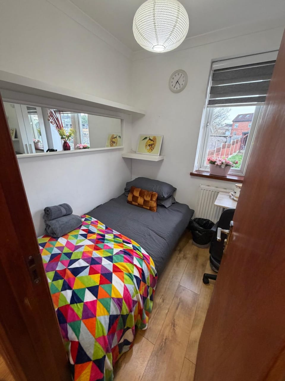 The Sofa room Bed and Breakfast in London