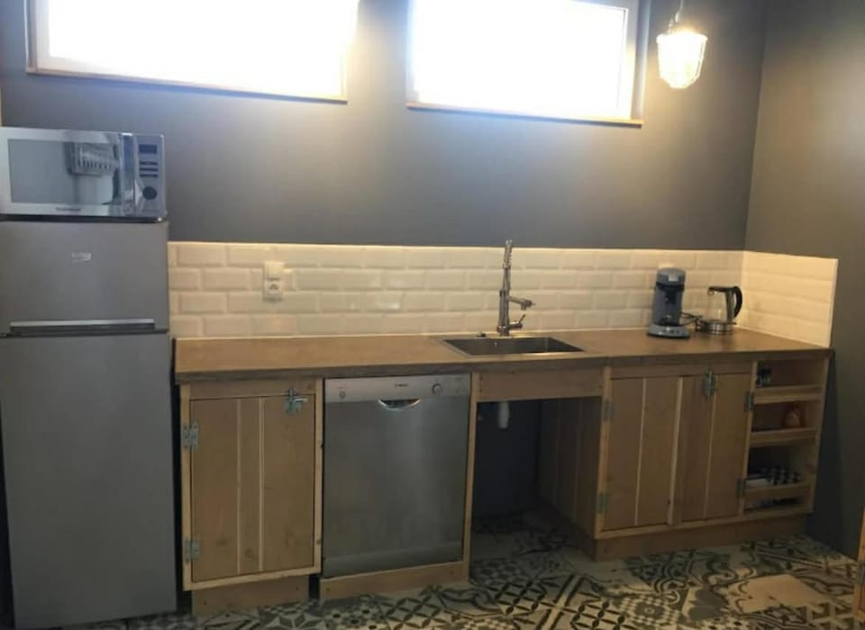 Coffee/tea facilities, Kitchen or kitchenette, dishwasher