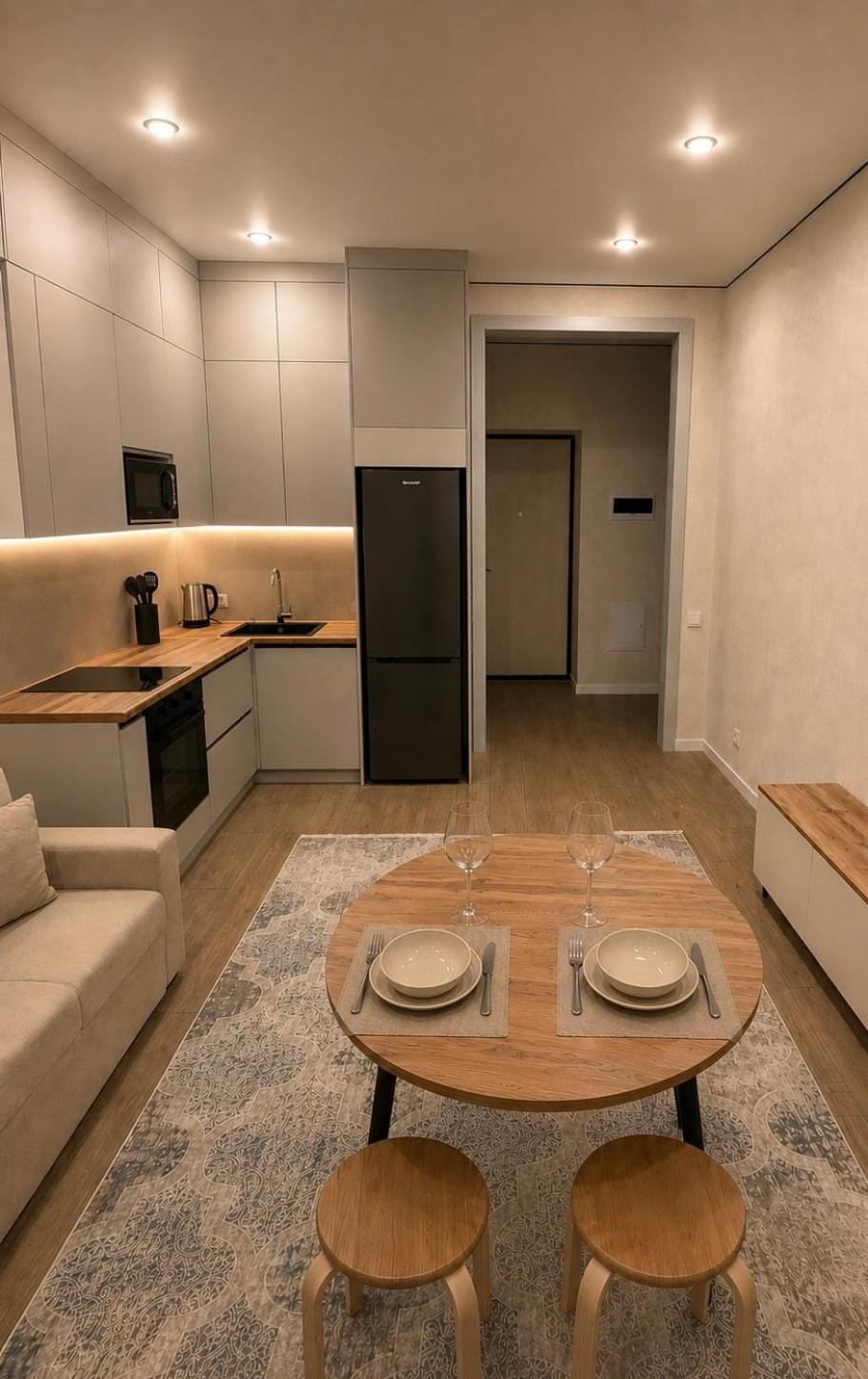 Kitchen or kitchenette, Living room, Seating area, Dining area