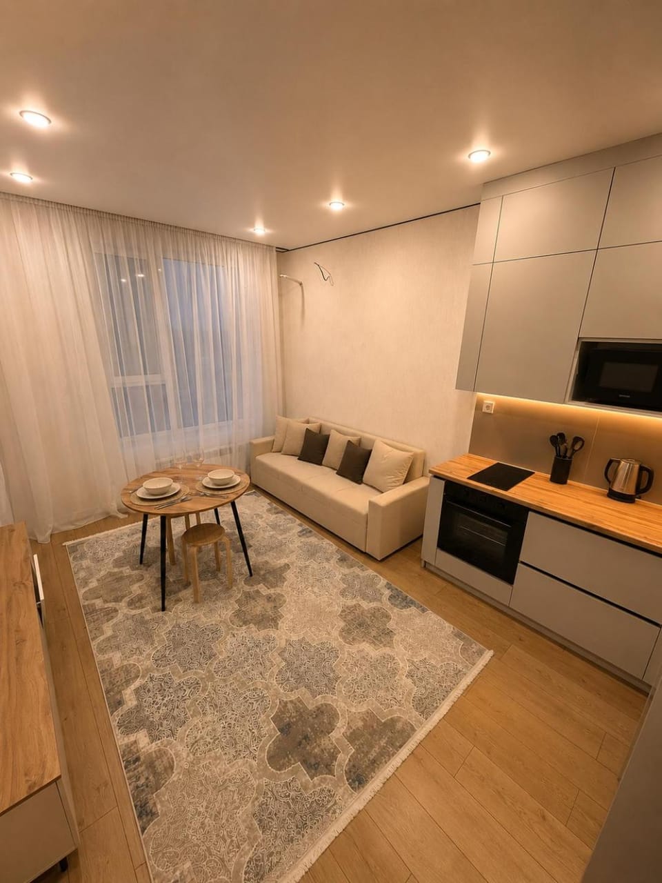 TV and multimedia, Living room, Seating area