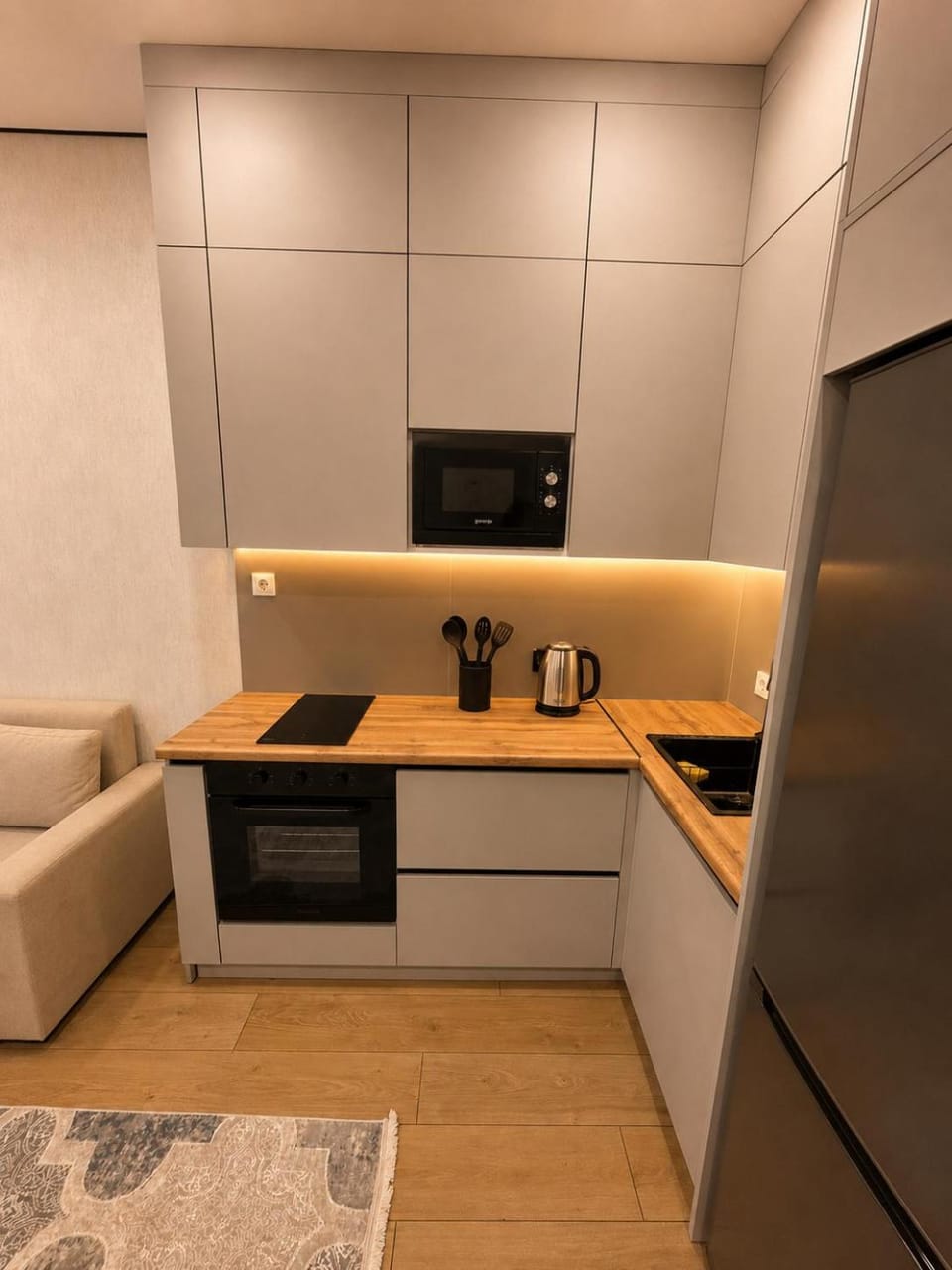 Kitchen or kitchenette