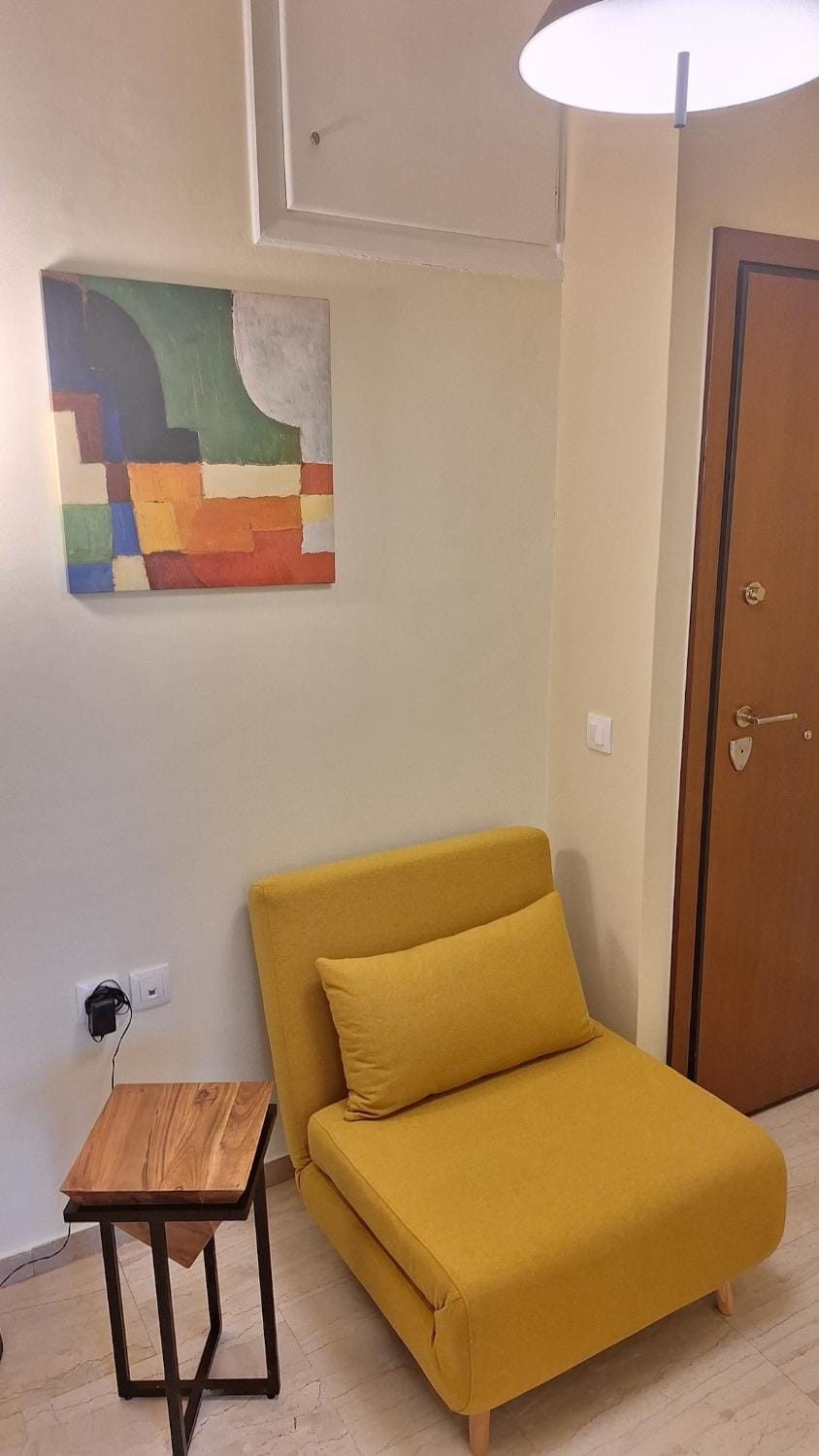 Retro Modern Apartment Pagrati Apartment in Athens