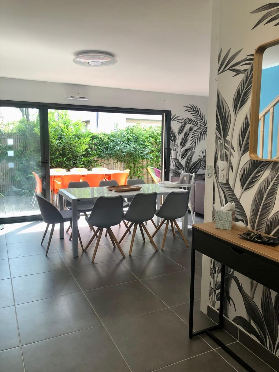 La hume House in Gujan-Mestras
