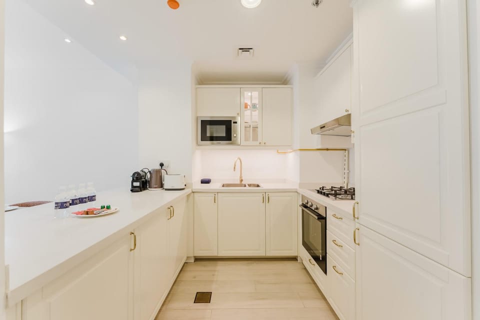 PVH - Mayas Geneva - Pool View 1BR Plus Maids Room - Near Community Park Apartment in Dubai