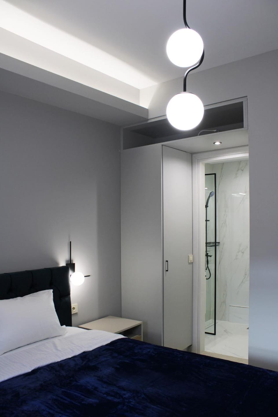 Shower, Bed, Bedroom