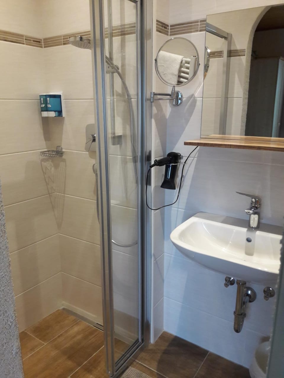 Shower, Bathroom