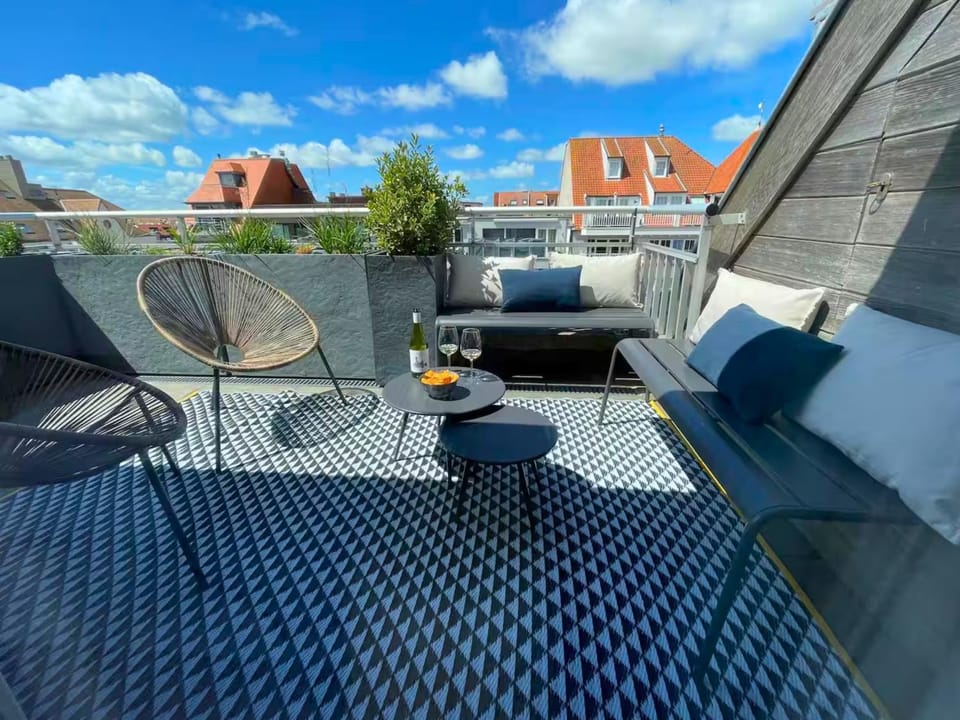 Patio, View (from property/room), Balcony/Terrace, Dining area