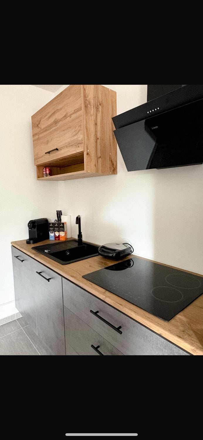 Kitchen or kitchenette, stove