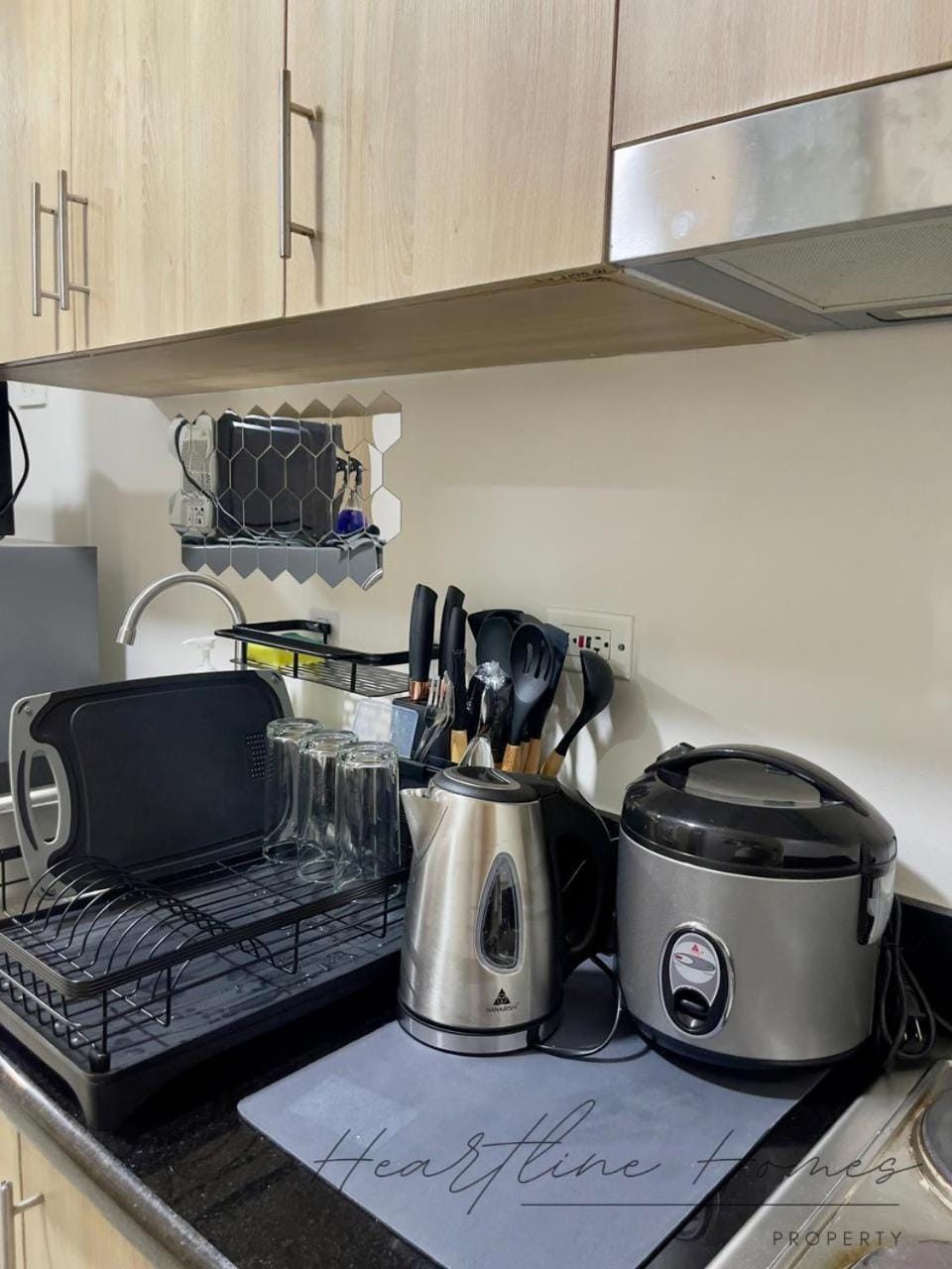 Kitchen or kitchenette, kitchen