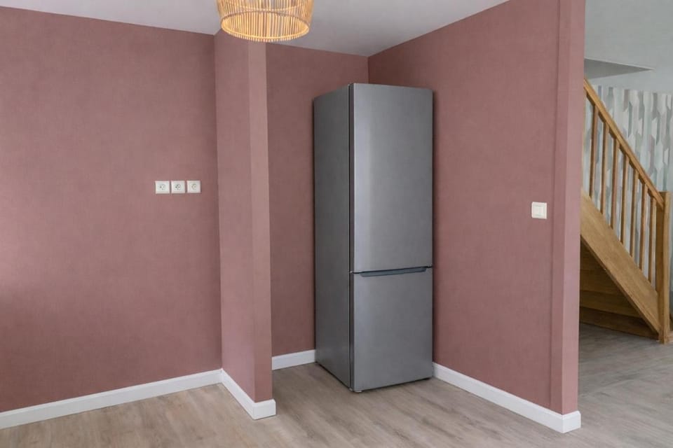 Kitchen or kitchenette, kitchen