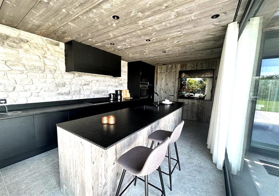 Kitchen or kitchenette, stove, kitchen