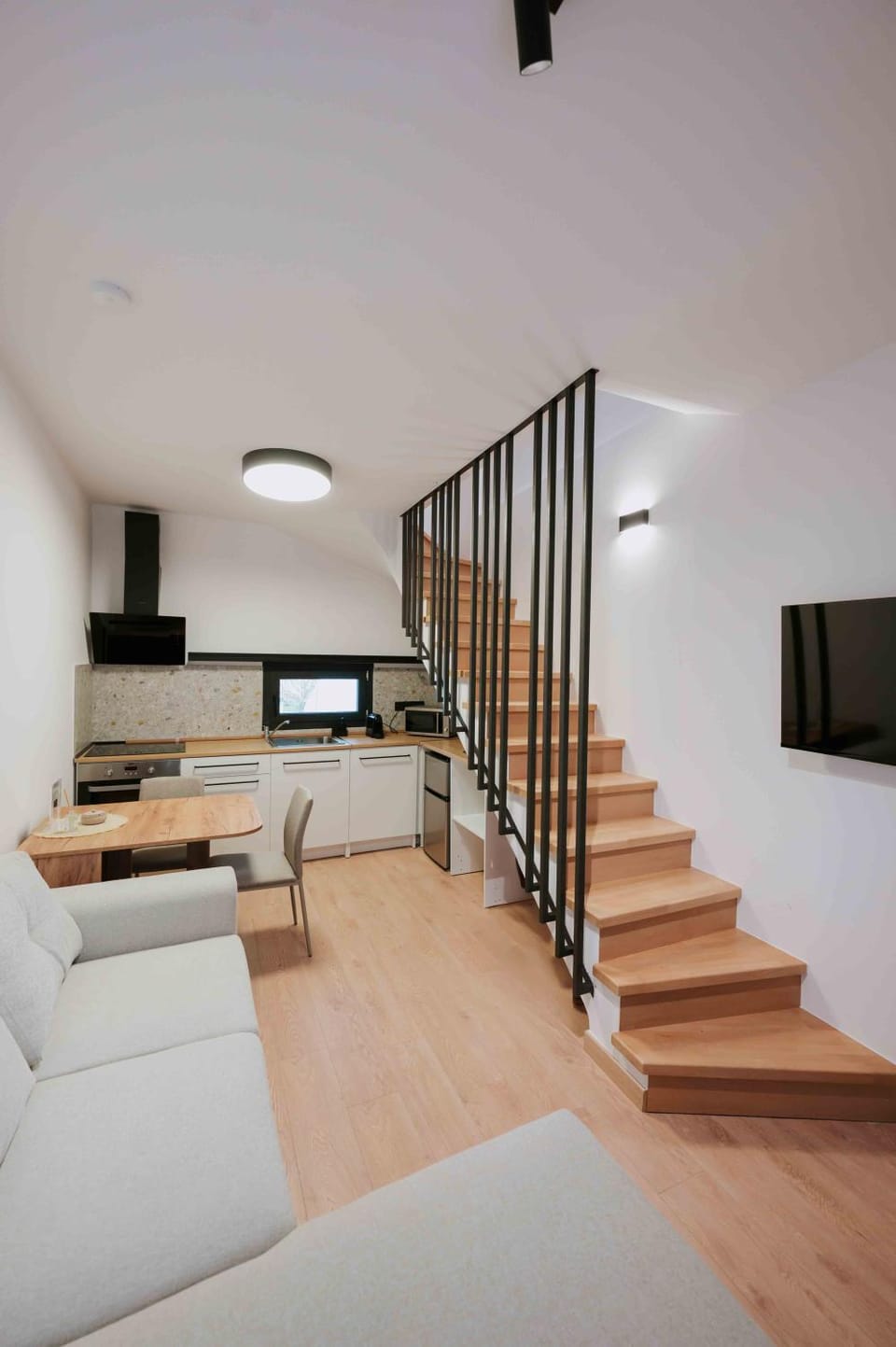 Living room, Seating area, kitchen