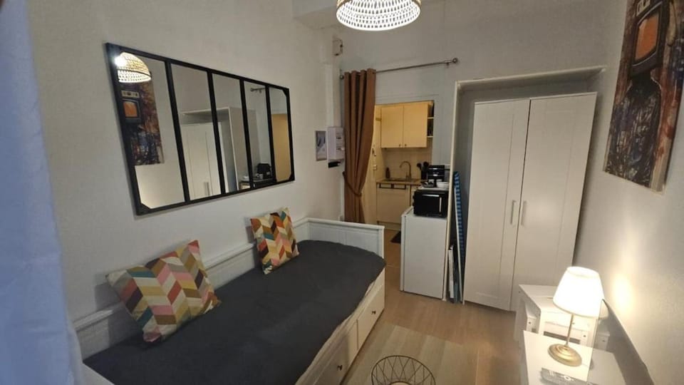 Le cocon des vieilles pierres-centre-ville-wifi Apartment in Montluçon