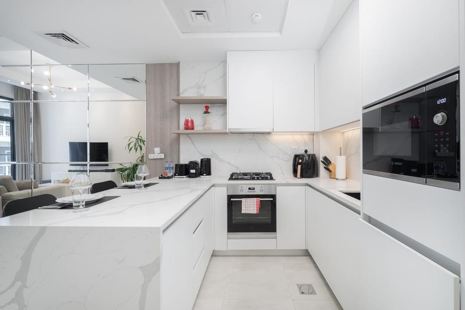 Kitchen or kitchenette, kitchen
