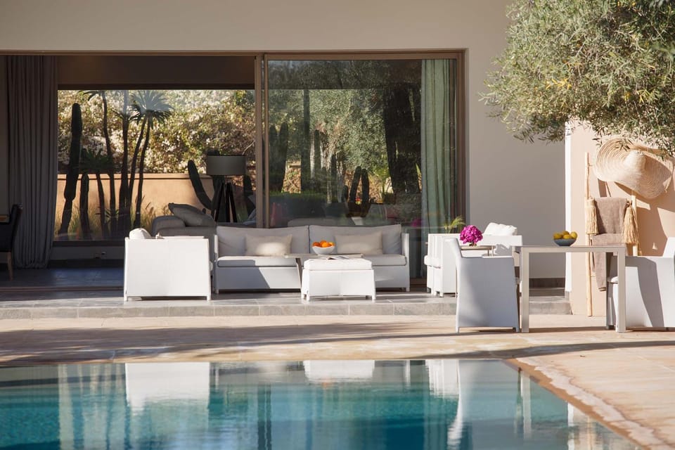 Patio, Balcony/Terrace, Living room, Swimming pool