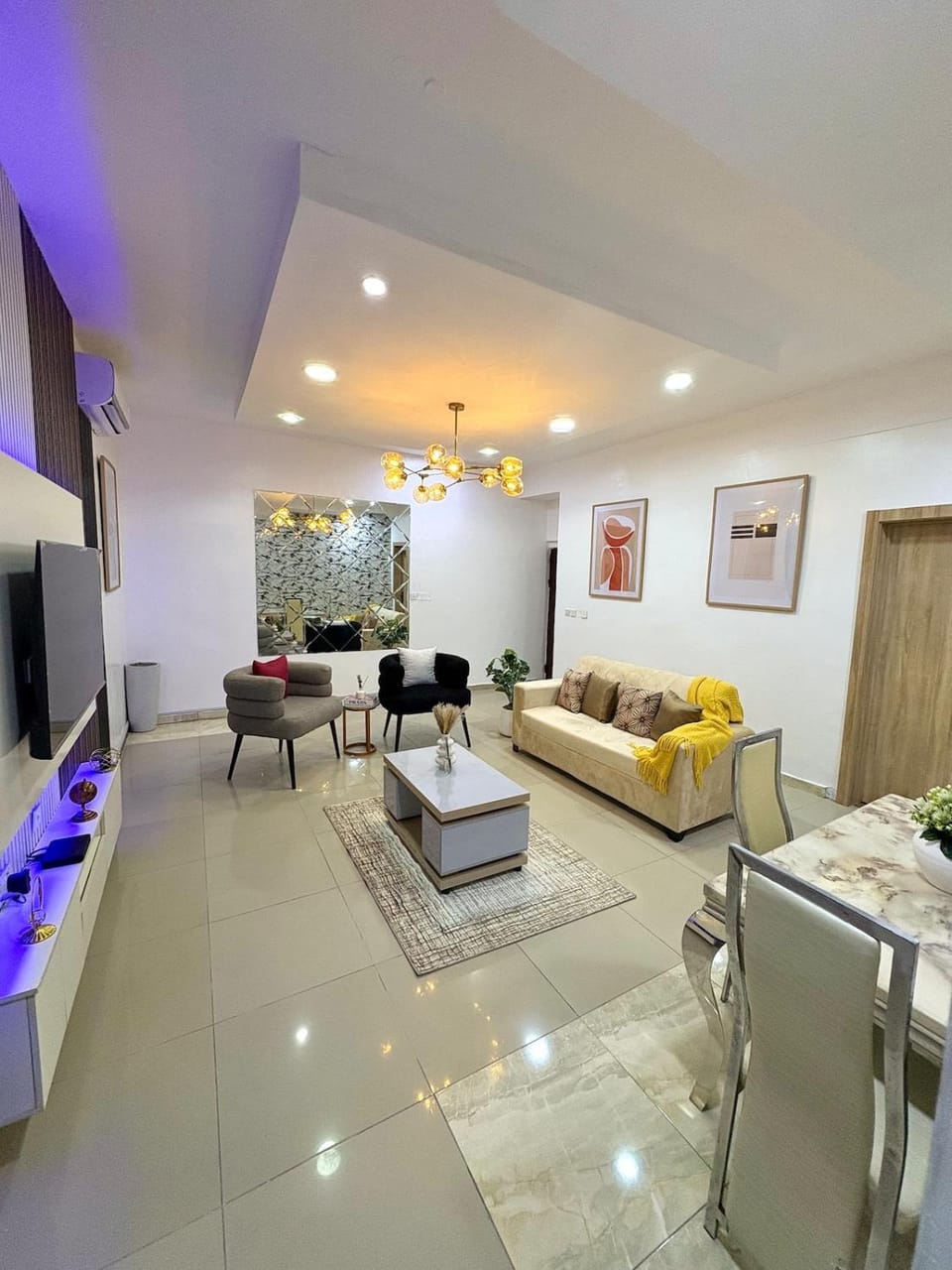 Modern 3BR in Lekki Phase 1 Apartment in Lagos, Nigeria