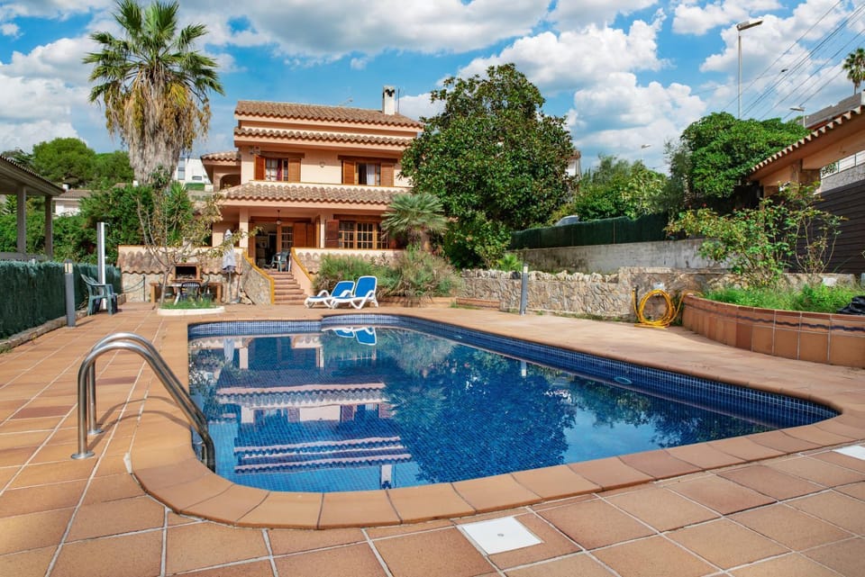 Garden, Balcony/Terrace, Swimming pool